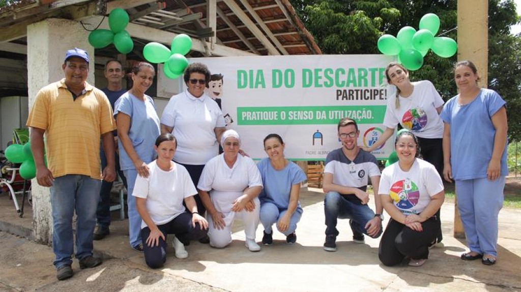 Núcleo da Qualidade realiza o Dia do descarte no Recanto Monsenhor Albino