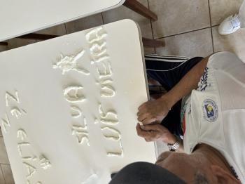 Recanto Monsenhor Albino promove oficina sensorial com pessoas idosas