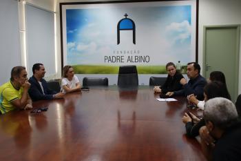 Dr. Eduardo Nóbrega destina R$ 150 mil ao HPA em visita à Fundação