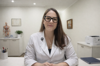 Casos de Alzheimer podem triplicar até 2050; docente da UNIFIPA reforça sobre a importância do diagnóstico precoce e novos medicamentos