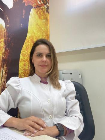 Câncer colorretal cresce entre jovens e reforça importância da prevenção, alerta oncologista do HCC